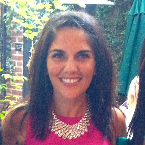 Meet your Posher, Sara - Picture 1 of 1